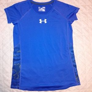 Youth Large UA tshirt